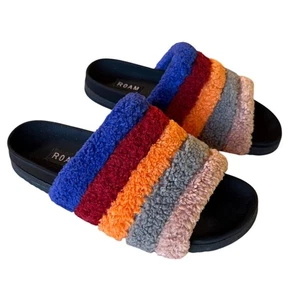 Zapatillas o toboganes ROAM Fuzzy Rainbow con piel de oveja sintética, colores prisma talla 9 - Imagen 1 de 11