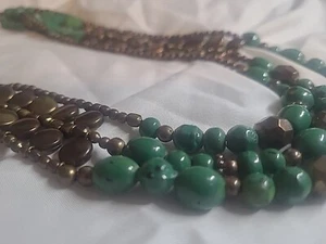 Women Necklace 22" Green Amd Bronze Tone Colored Bead Layered - Picture 1 of 8