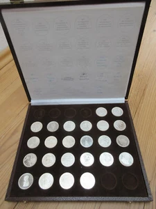 24 Stück BRD 5 DM Silbermünzen 1964 - 1979 in einer Münzschatulle, Gedenkmünzen - Bild 1 von 6