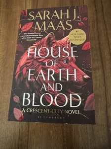 House of Earth and Blood by Sarah J. Maas - Paperback - Picture 1 of 4