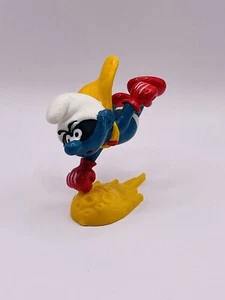 Smurfs Superman Smurf 20127 Flying Super Hero Figure 1980 Vintage PVC Toy Peyo - Picture 1 of 4