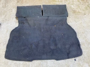 Ford Mustang 1984 OEM área de escotilla alfombra gris con acolchado respaldo de asiento trasero SVO - Imagen 1 de 18