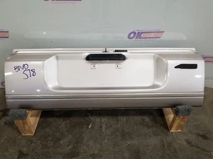 97 1997 LEXUS LX450 OEM LOWER TRUNK TAILGATE ASSEMBLY SILVER - Picture 1 of 12