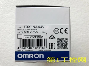OMRON PLC E3X-NA44V NUOVO 2-5 giorni consegna - Foto 1 di 1