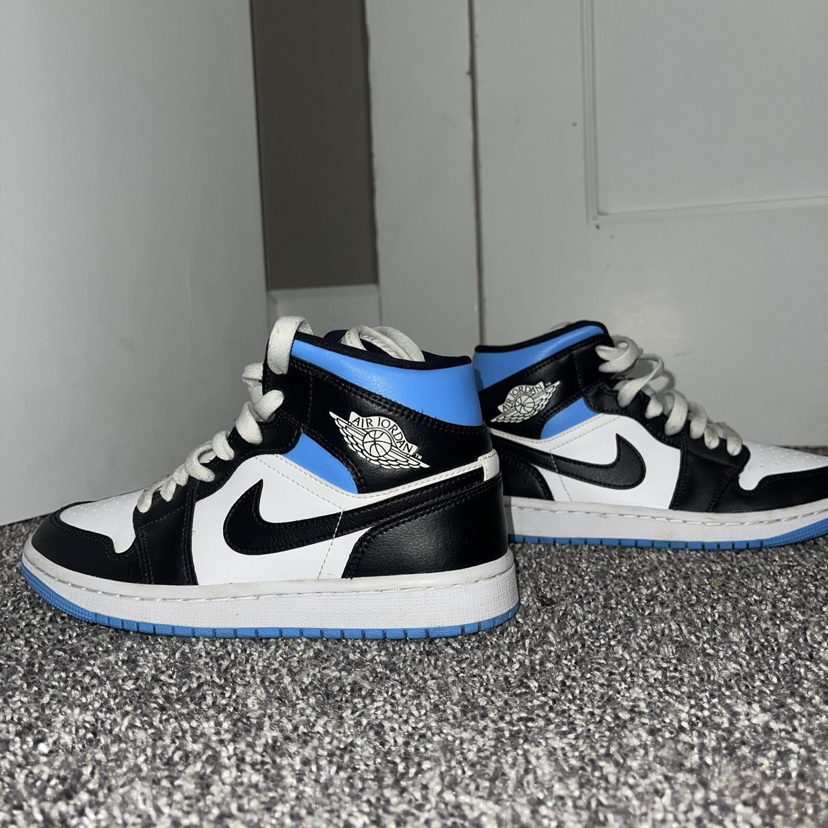 Jordan 1 Mid University Blue W for sale | eBay Jordan 1 Mid University Blue W for sale | eBay