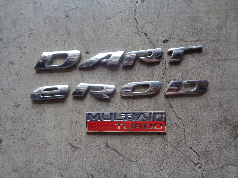 2013-2016 Dodge Dart Aero Multiair Turbo maletero trasero placa de identificación logotipo conjunto de insignia OEM Foto 1 de 1