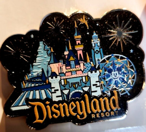 Disneyland Resort Pin Disneyland Castle & Tinkerbell With Fireworks pin 2024