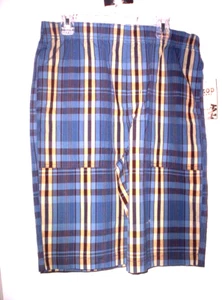 NWT BOYS YOUTH BLUE PLAID IZOD SHORTS    SIZE 14R  $32 - Picture 1 of 1