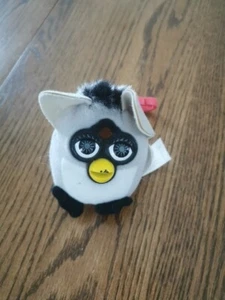 Porte-clés Furby Racoon McDonald's Happy Meal jouet doux gris noir années 2000 - Bild 1 von 2