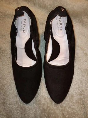 Женские туфли-лодочки Taryn Rose без застежек на танкетке с круглым носком черные замшевые размер 8 - Изображение 1 из 4