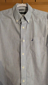 Nautica Mens Button Down Dress Shirt Medium White Blue Checker Plaid Wrinkle Res - Picture 1 of 5