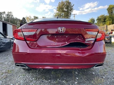  FUNDA PARACHOQUES TRASERO HONDA ACCORD 2021-2022 ROJO PC: R94 28K -SPORT- 49602 Foto 1 de 4