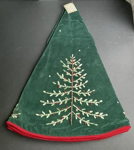 Christmas Tree Skirt 54" Hand Crafted Green Velvet C & F Enterprises NWT $120 - Picture 1 of 11