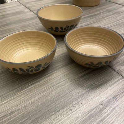 Set Of 3 Vintage Pfaltzgraff Folk Art 009 Soup Cereal Bowls  - Image 1 of 4