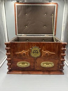 Kleine Kommode Holztruhe mit Schubladen Aufklappbar Verziert Messing Beschläge - Bild 1 von 11