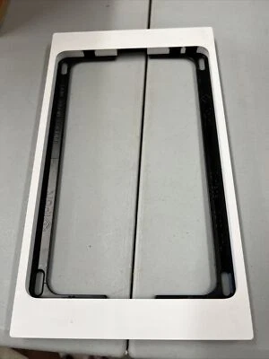 iPort Surface Mount Bezel White aluminum iPad Mini 4 - Image 1 of 3