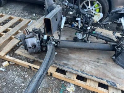 2014-2023 OEM Dodge RAM 2500 Complete Front Axle Beam shocks springs calipers Foto 1 de 4