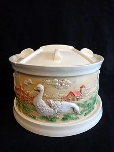 Hershey Mold Ceramic Canister Set of 4 with Tray Geese Ducks White Seal Tight - Picture 1 of 10