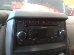 OEM Radio Receiver Radio AM-FM-CD-MP3 ID RES Fits 08 CARAVAN 1553247 - Picture 1 of 12