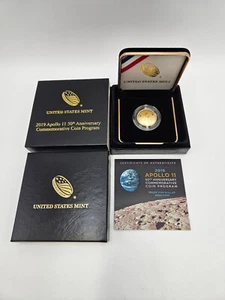 ๐ 2019-W APOLLO 11 50th Anniversary Commemorative $5 Gold PROOF Coin West Point - Picture 1 of 4