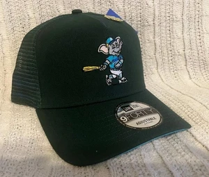 Oakland Athletics New Era 9Forty A-Frame Snapback Trucker Mascot Hat With Pin - Picture 1 of 7