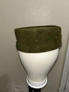 Vtg Evelyn Varon 50's 60's Exclusive Wool Pill Box Hat w/embellishments - Picture 1 of 8