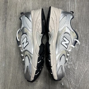 *NEW* Youth Big Kids New Balance 530 Casual Sneakers Silver/Grey (GR530KA)size 5 - Picture 1 of 8