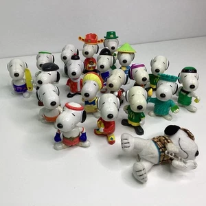 19x 1999 McDonalds World Tour Snoopy Figures 3" + 1x Snoopy Plush (E6) W#939 - Picture 1 of 10