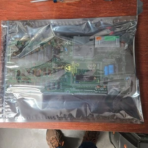 Commodore 64 Mainboard 250425 komplett 1984 for Parts - Bild 1 von 10