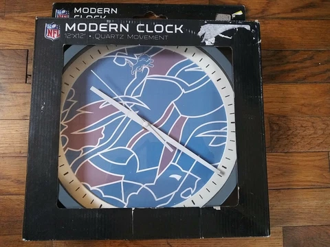 New In Box Detroit Lions Modern Clock 12x12 NFL Football Cover