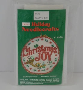 Gioia di Natale 4in 2 Lati Ornamento Sears Holiday Needlecrafts Kit Tromba Vintage - Foto 1 di 3