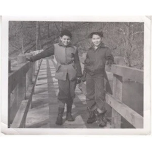 1952 B & W Photograph 2 Boys On Bridge In February 5" x 4" Outdoors Kids - Picture 1 of 2