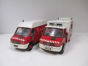 LOT DE 2 FOURGONS IVECO DAILY RISQUES SPECIAUX SMUR POMPIER par OLD CARS au 1/43 - Foto 1 di 10