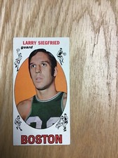 1969/70 Topps Basketball Larry Siegfried Boston Card #59
