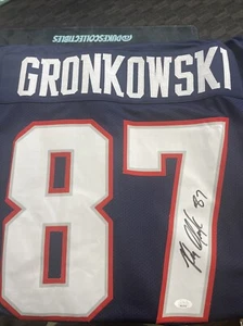 Rob Gronkowski Signed New England Patriots Football Jersey JSA COA - Picture 1 of 1