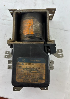 RELÉ DE CONTROL WESTINGHOUSE BFDF62T 766A136G02 Foto 1 de 4