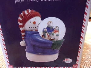 Debbie Mumm Snowman Portraits Frosty Snowman Musical Snow Globe - Picture 1 of 4