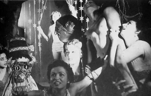 INAUGURACIÓN DE LA CÚPULA DEL PLACER recorte Kenneth Anger B&W foto película 1954 - Imagen 1 de 1