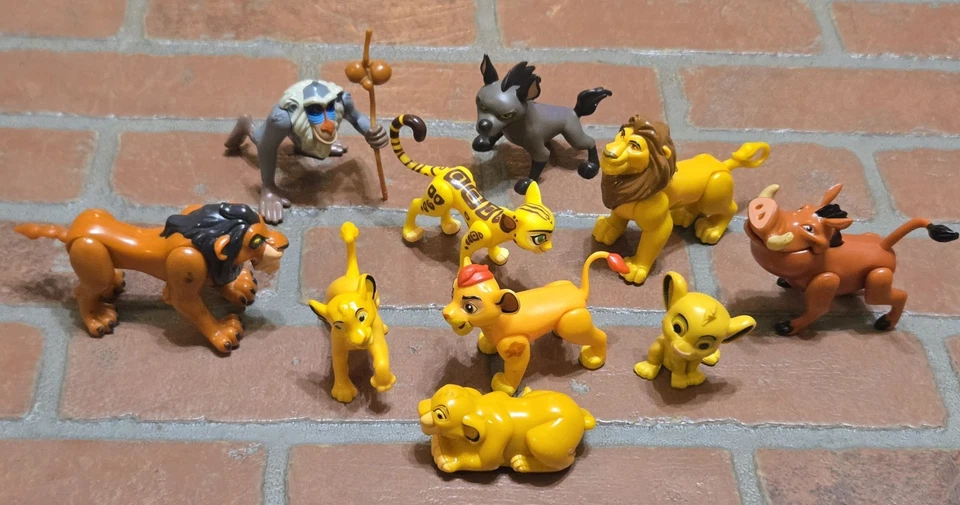 Lote de figuras Disney El Rey León - Simba Scar Mufasa Rafiki Pumba Lion Guard... Foto 1 de 4