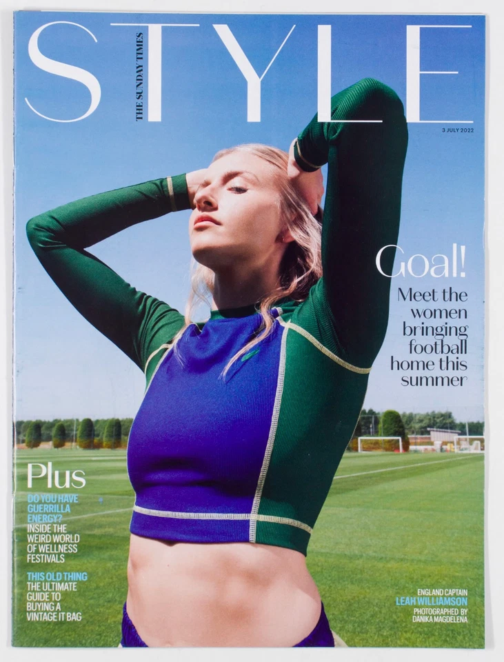 LEAH WILLIAMSON ENGLAND EURO FOOTBALL CUP VTG IT BAG  Style magazine 3 July 2022 - Image 1 of 1