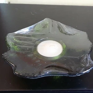 HALLMARK Green Leaf Shaped Solid Glass Tealight Holder NEW - Picture 1 of 5
