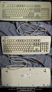 Gateway 7001459 (E06350US002-C) BEIGE PS/2 RUBBER DOME MECHANICAL Keyboard WORKS - Picture 1 of 1