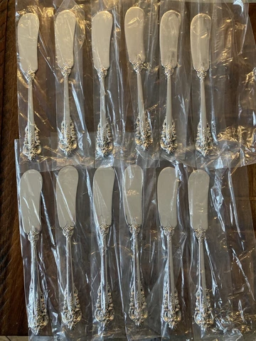 12 SET WALLACE GRANDE BAROQUE STERLING SILVER BUTTER KNIVES SPREADER KNIFE GRAND Cover