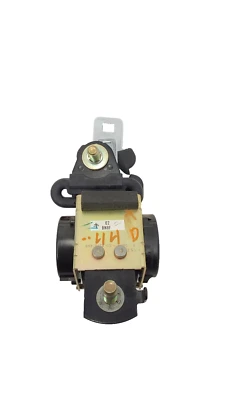 2004 MAZDA 3 ЗАДНИЙ ЦЕНТРАЛЬНЫЙ СРЕДНИЙ РЕМЕНЬ БЕЗОПАСНОСТИ RETRATER OEM 6032799 - Изображение 1 из 4