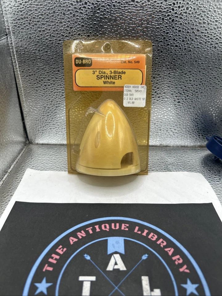 Du-Bro / Dubro. 549 Spinner 3" White, Package Discolored, Not The Spinner - Image 1 of 1