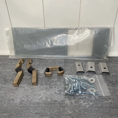 Eaton/CutlerHammer KPRL3AED3 3P 225A Single Mounting Kit Hardware Incomplete - Image 1 of 3