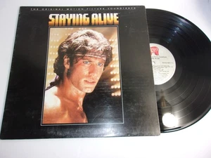 STAYING ALIVE SOUNDTRACK Bee Gees Gatefold 422-813 269-1 Y-1 VG+/NM- - Picture 1 of 3