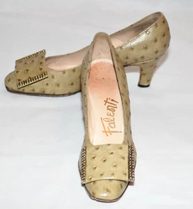 Vtg Falenti Beige Ostrich Embossed Leather Studded Toe Buckle Heels Size 5 M - Picture 1 of 9