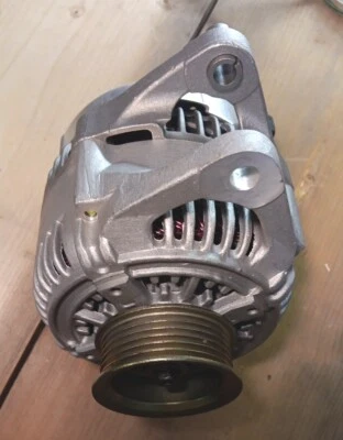 Chrysler Town & Country 1990, Dodge Grand Caravan 3,3 L alternador REM 13310 120A Foto 1 de 4
