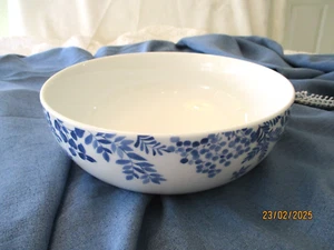 MARTHA STEWART English Garden  8" Salad  / Serving Bowl Blue & White Macys - New - Picture 1 of 7